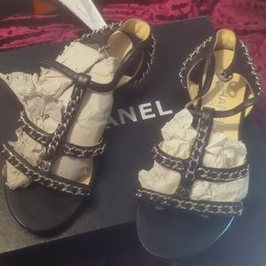 Barely worm super cute Chanel sandals